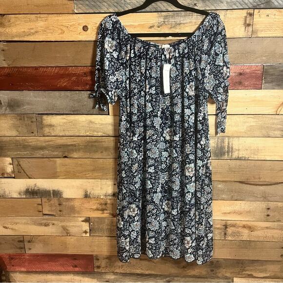Blue Floral Dress Size‎ Medium - Picture 1 of 8